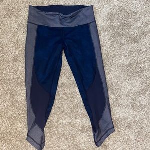 Lululemon crop pants size M